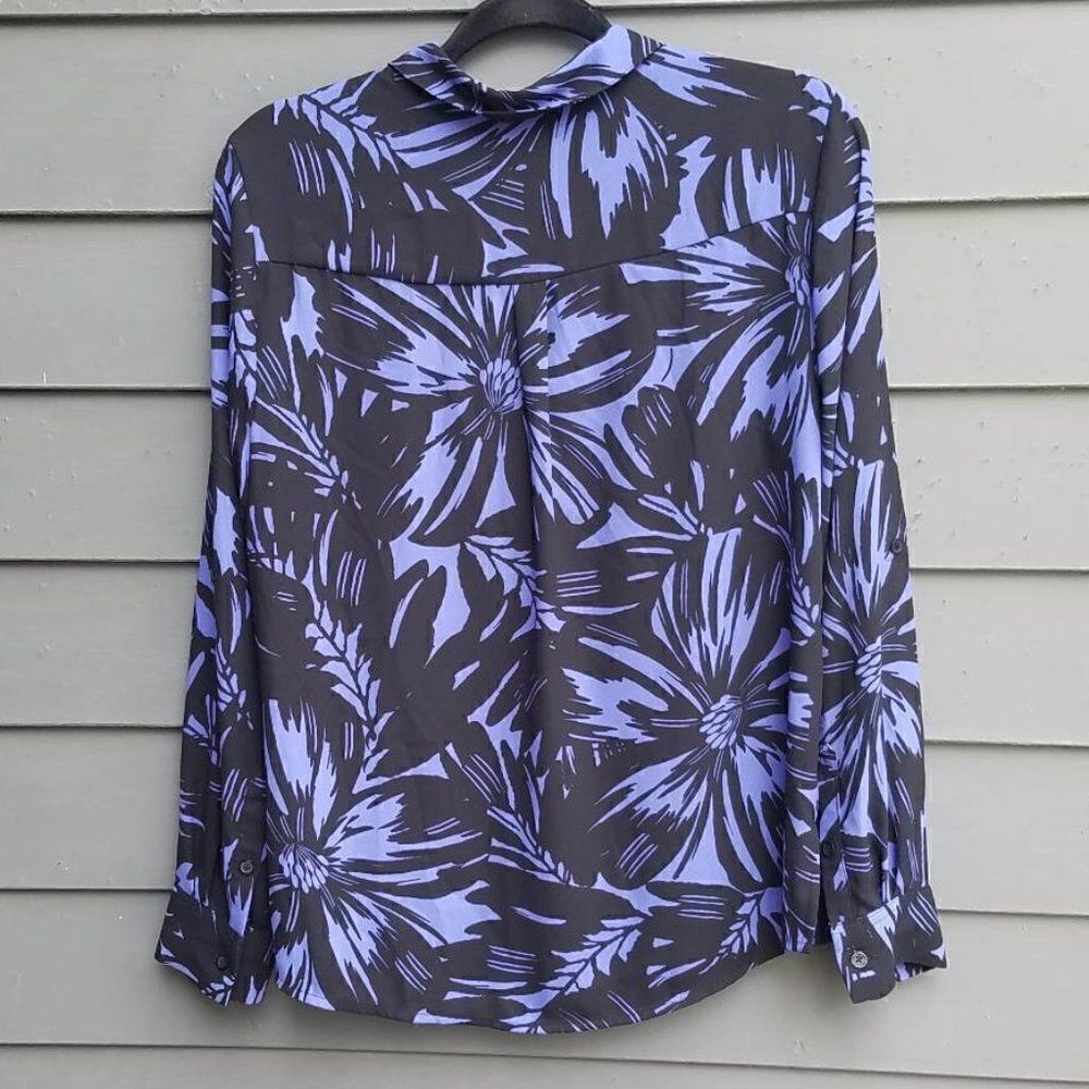 Dana Buchman Black Blue Floral Blouse size Medium - Picture 5 of 12